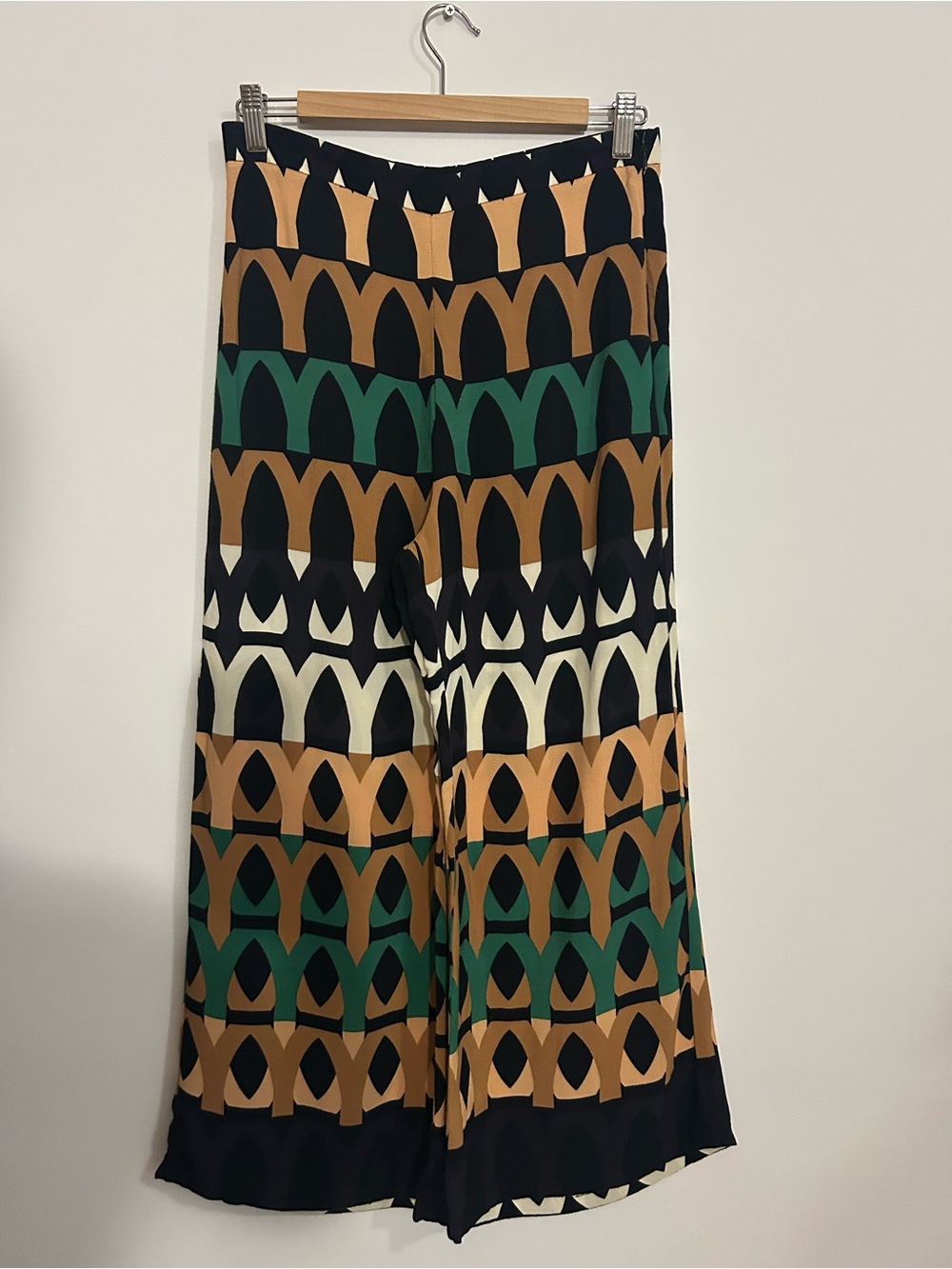 Zara Woman Black, Cream, Tan Geometric Palazzo Pants